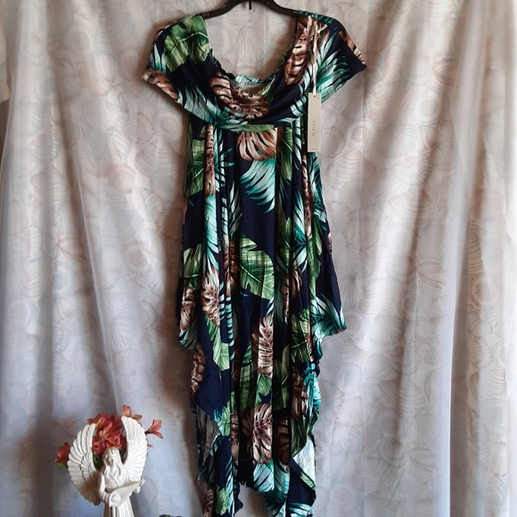 Tropical Asymmetrical Dress with Pockets - Picture 2 of 7